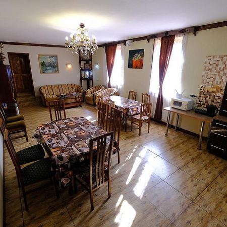 Laila Guest House Mestia Exteriér fotografie