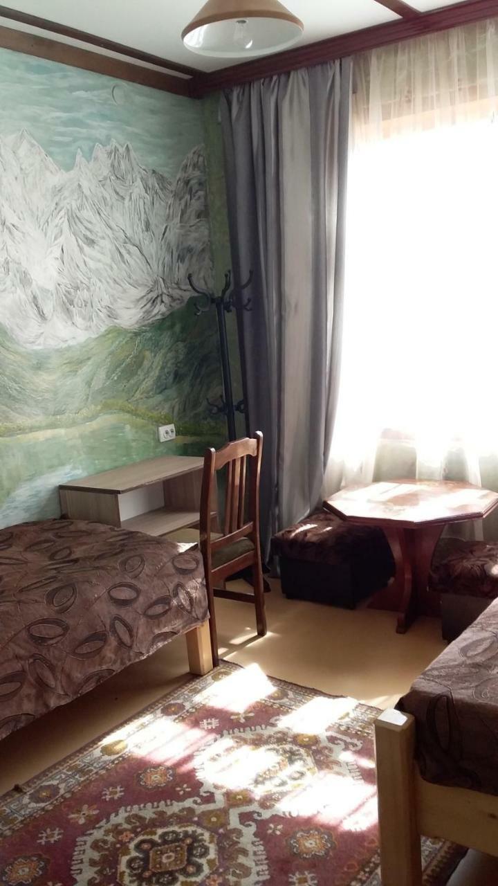 Laila Guest House Mestia Exteriér fotografie